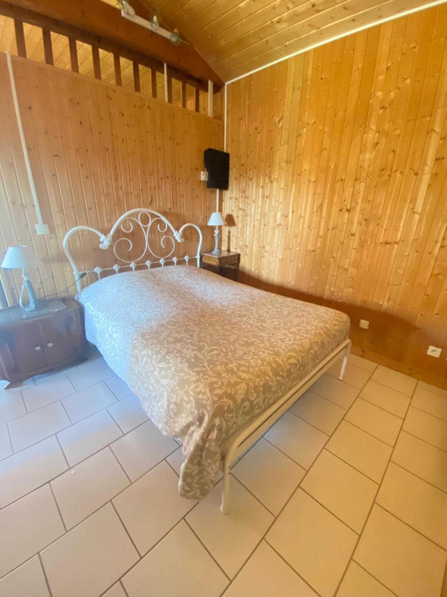 Gite Les Sablieres Saint-Lattier Exterior foto